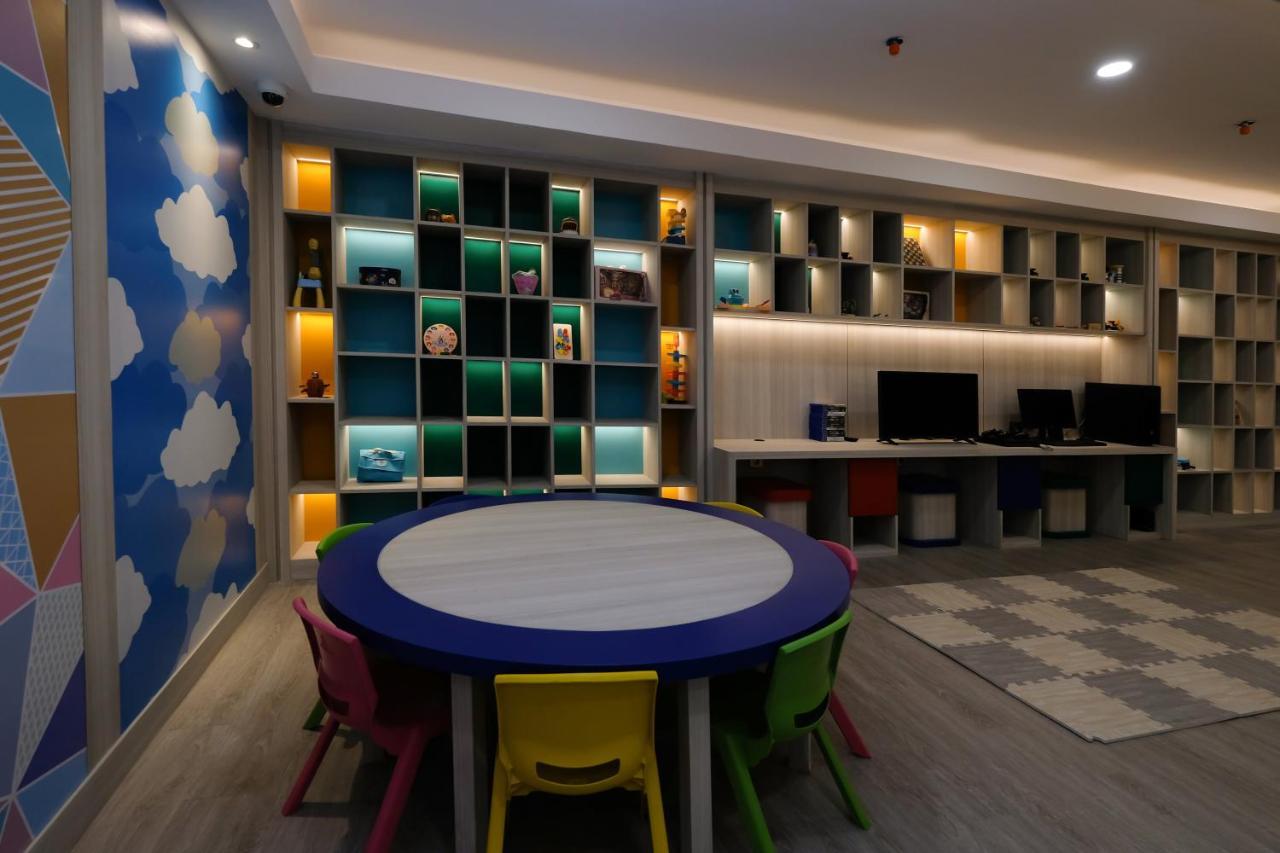 Dream Of Aventus Hotel Kuta กูตา ภายนอก รูปภาพ