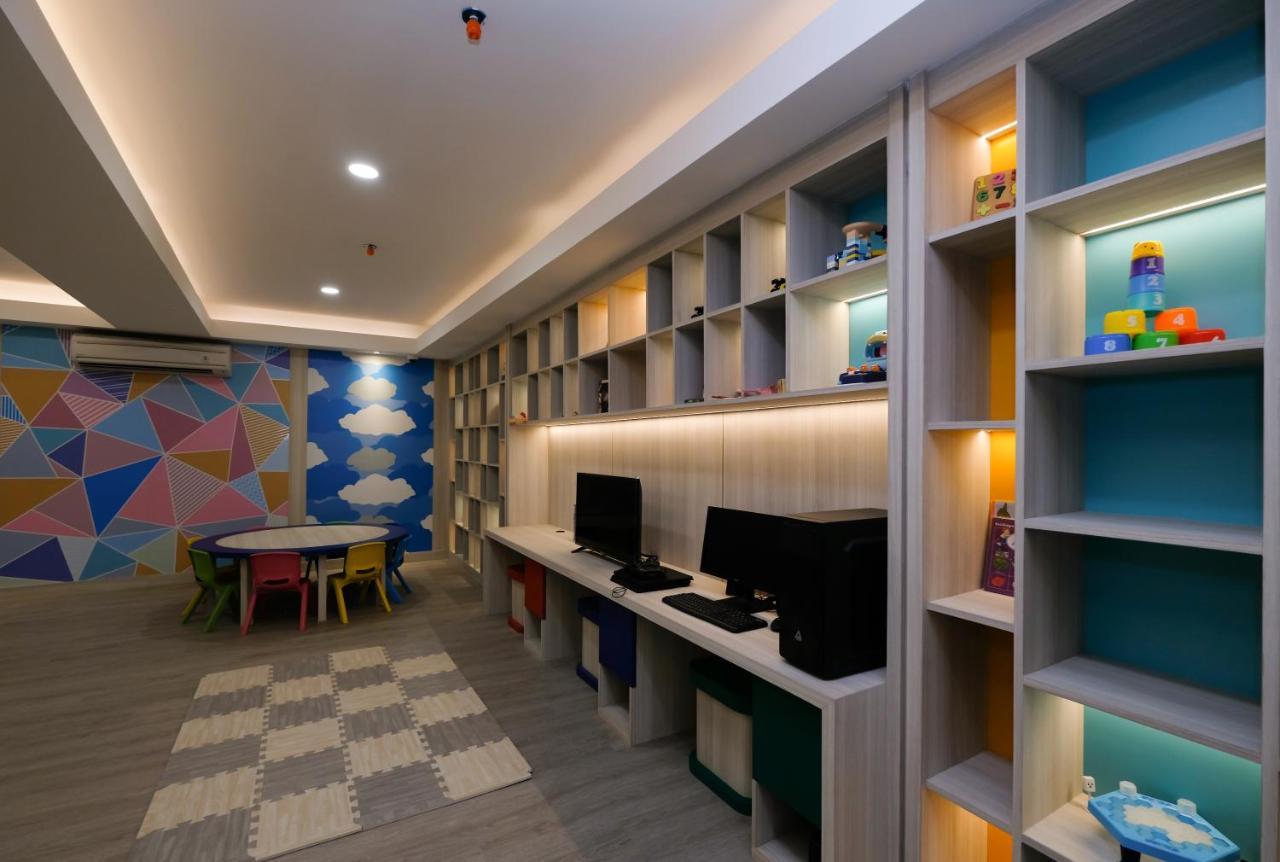 Dream Of Aventus Hotel Kuta กูตา ภายนอก รูปภาพ