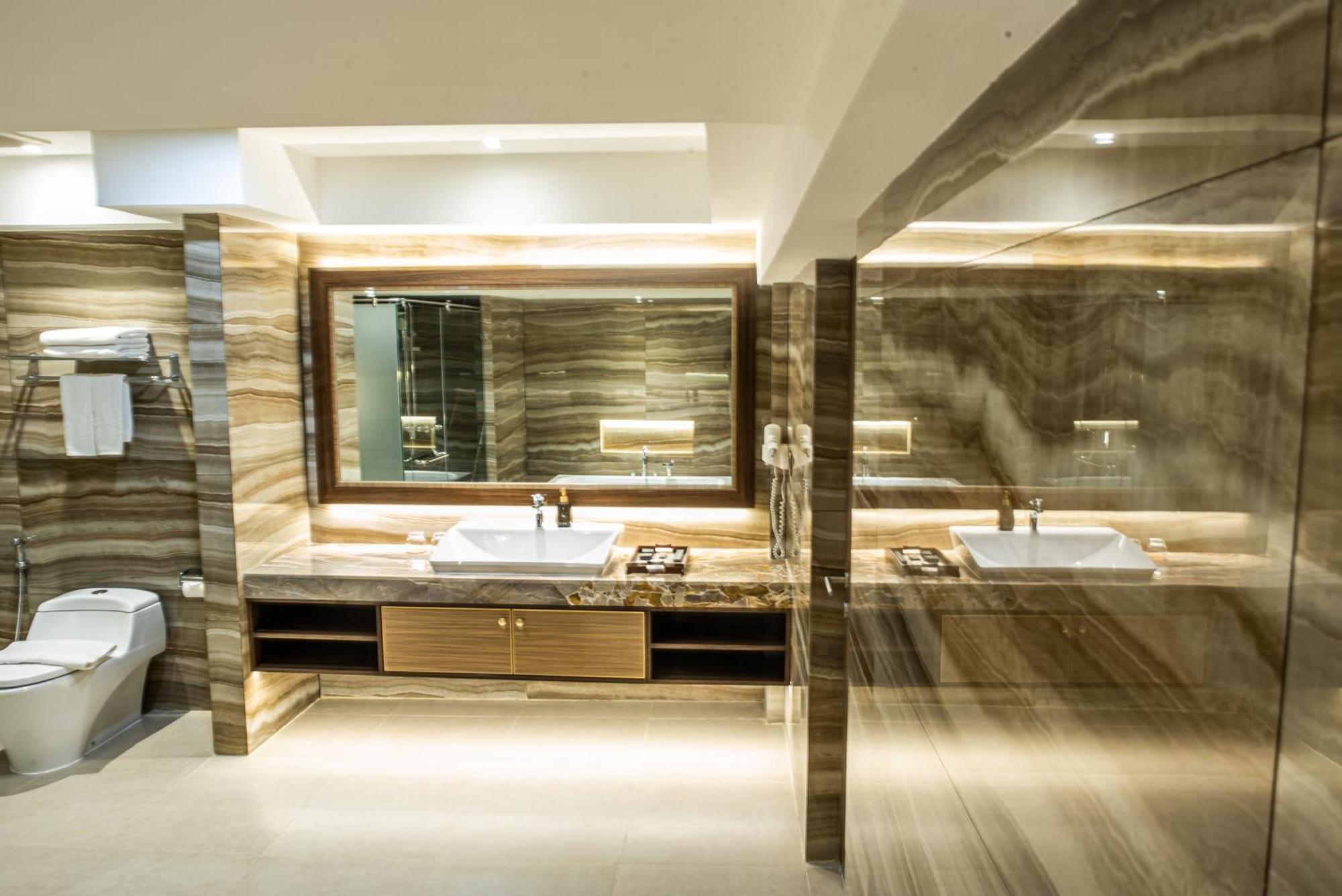 Dream Of Aventus Hotel Kuta กูตา ห้อง รูปภาพ