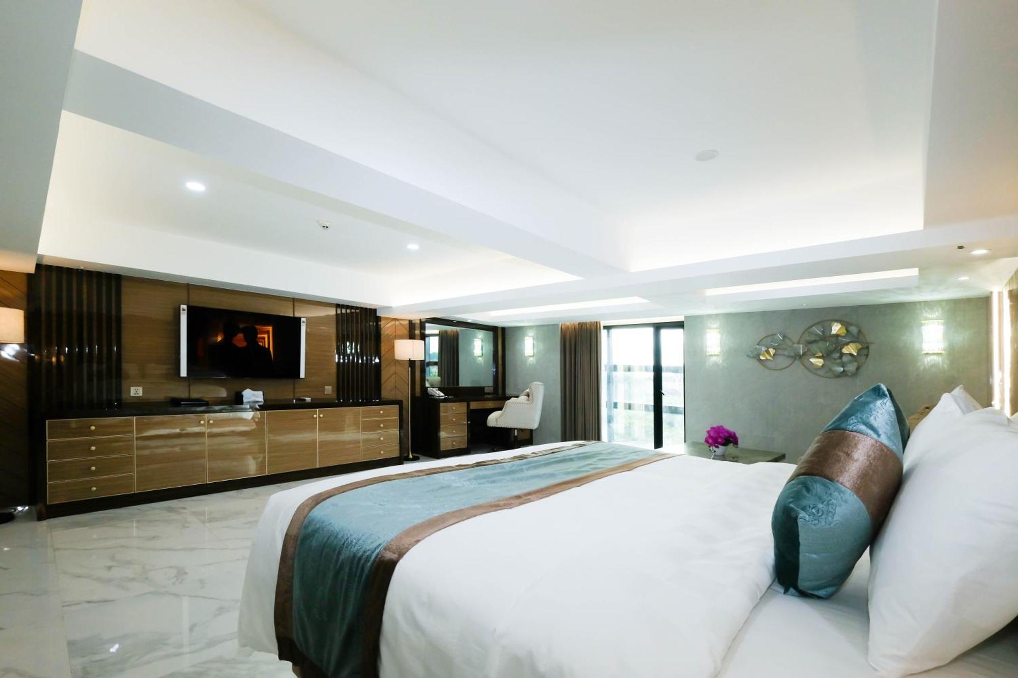 Dream Of Aventus Hotel Kuta กูตา ห้อง รูปภาพ